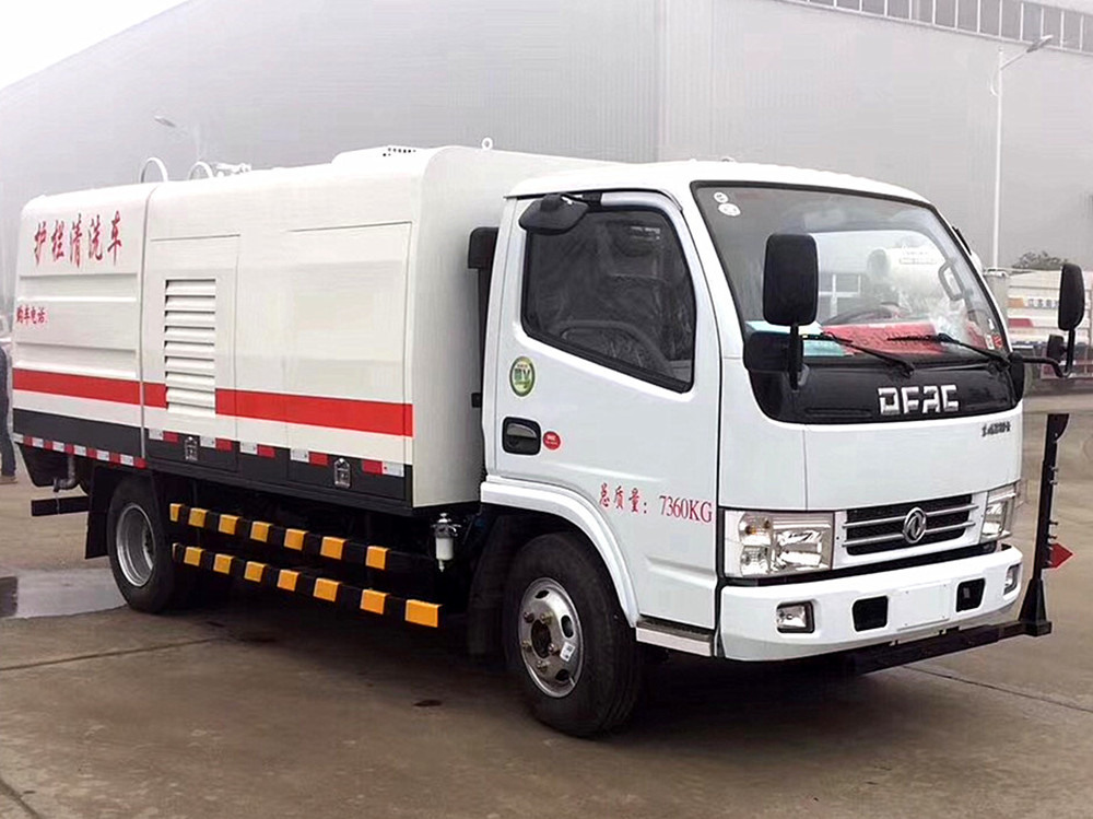 4吨东风城市护栏清洗车