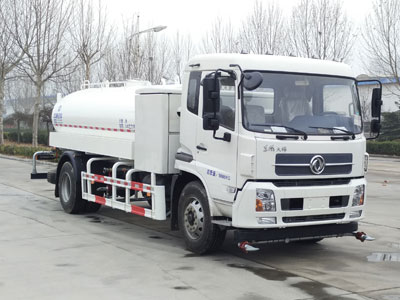 东岳牌ZTQ5180GSSE1J50BEV纯电动洒水车