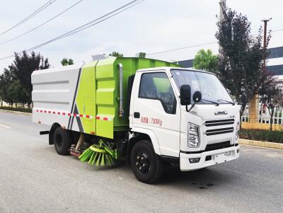 程力威牌CLW5070TXC6CD吸尘车