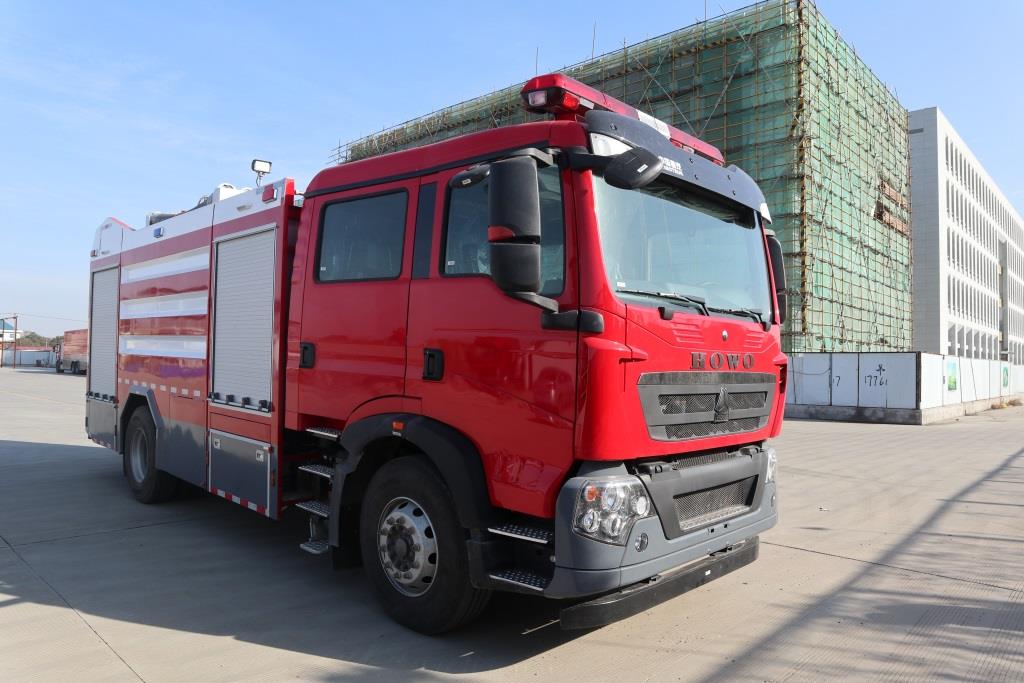 禹都牌YL5190GXFSG80/H水罐消防车