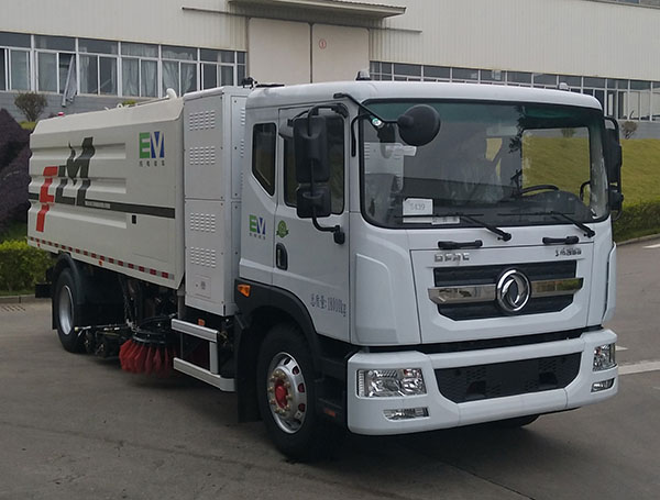 福龙马牌FLM5180TXSDGBEV纯电动洗扫车