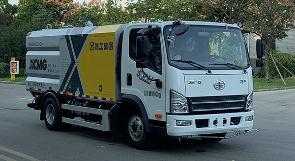 徐工牌XGH5090GQXC6护栏清洗车